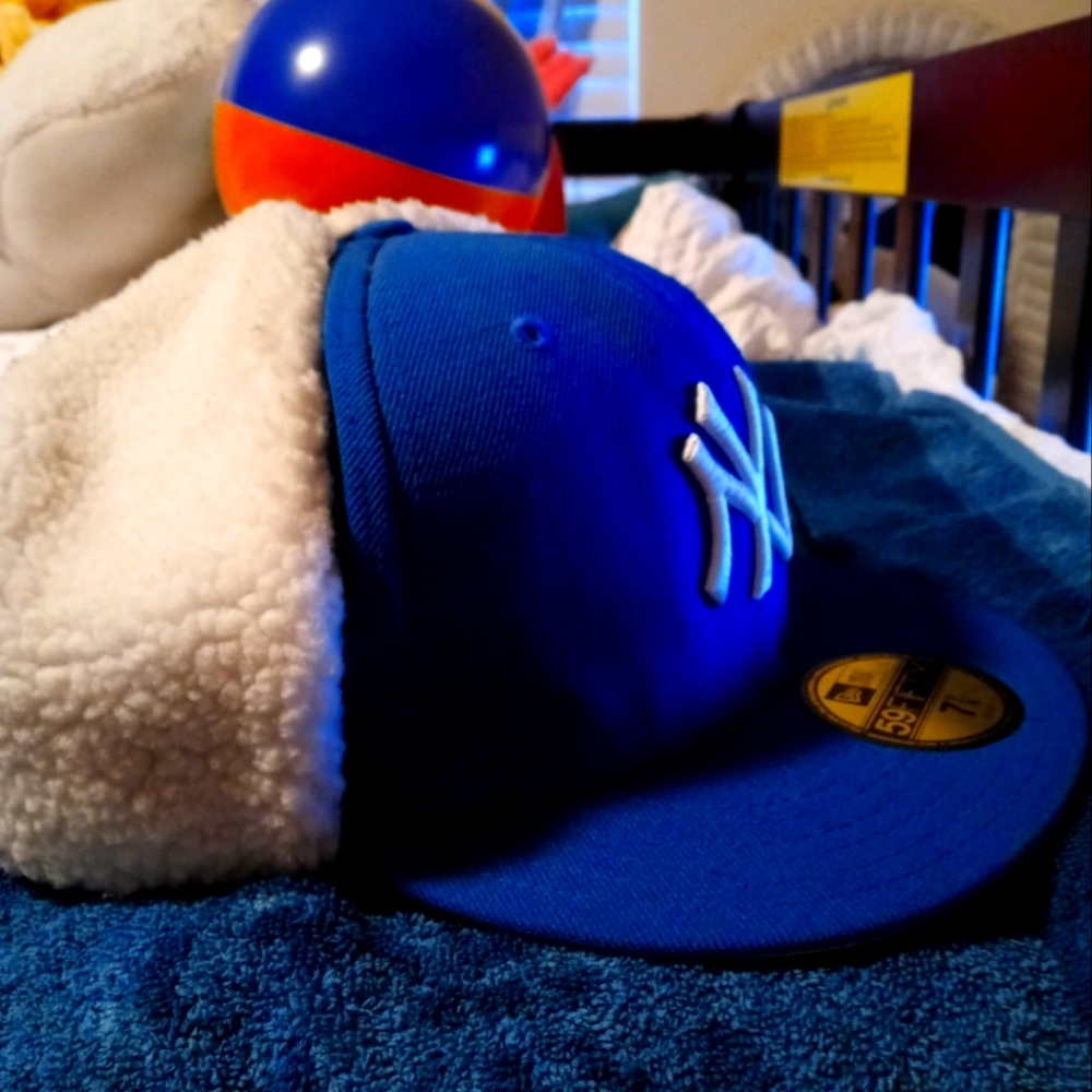 NY yankees hat